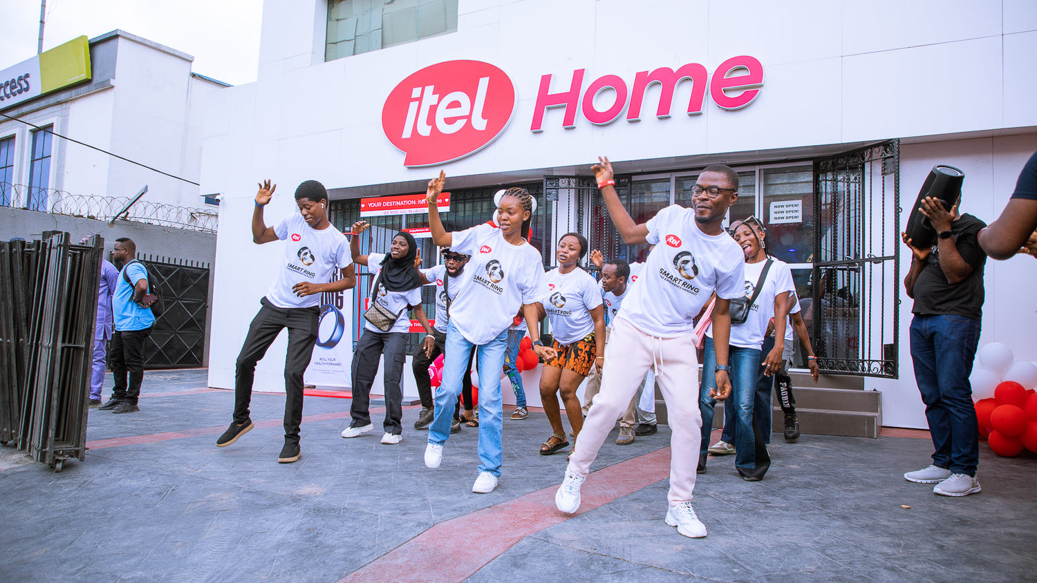 itel Nigeria Hosts Smart Ring Fans Experience Hangout at itel Home Store in Lagos